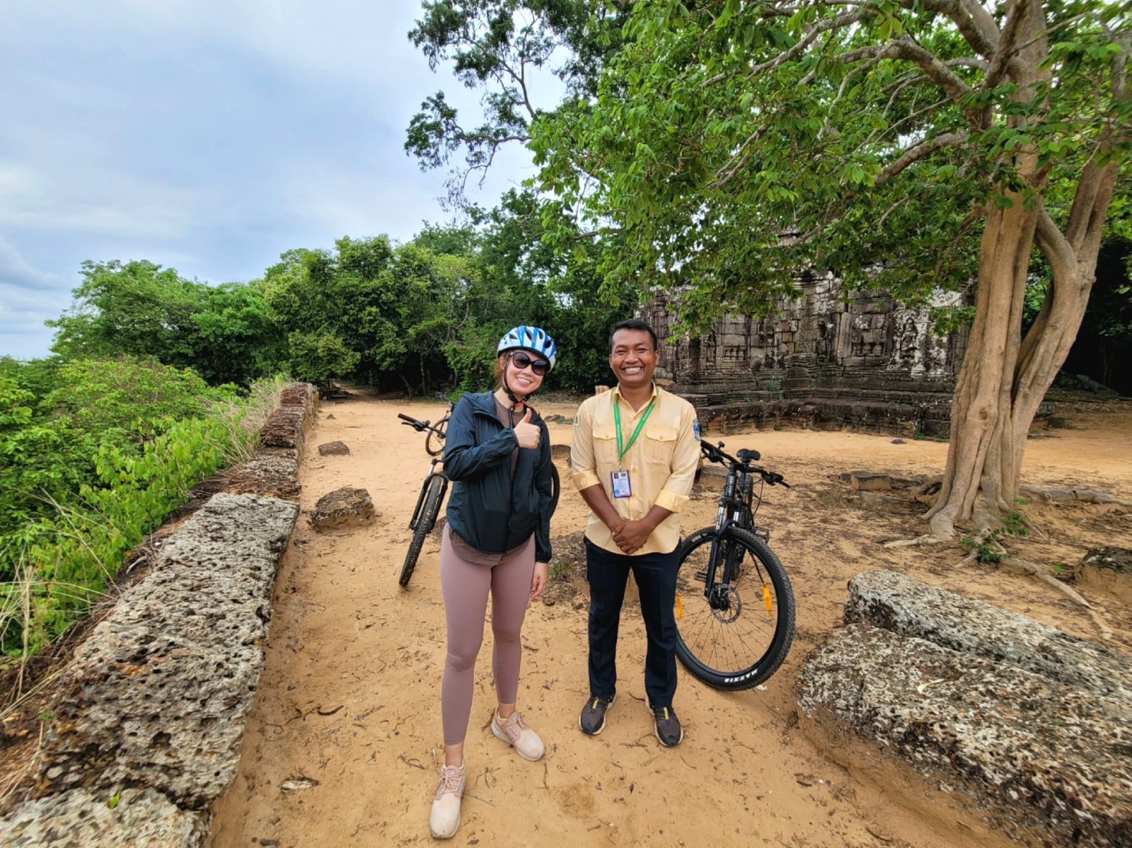Cycling Discovery Ancient Temple & Fresh Lake 2 Days