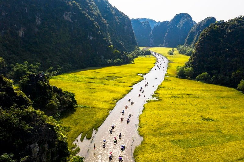 Ninh Binh Photography Tour by Bike: Capture Vietnam’s Hidden Beauty on Two Wheels