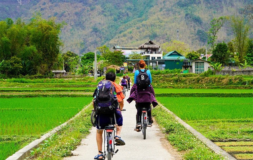 Mai Chau Valley Cycling: Ride Through Vietnam’s Peaceful Countryside