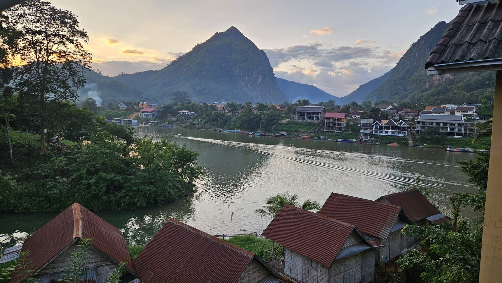 Genuine Cycling Experience Moc Chau & Mai Chau 5 Days