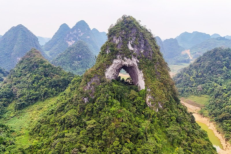 Underground Wonders: The Ultimate Guide to Your Nguom Ngao Cave E-Bike Adventure