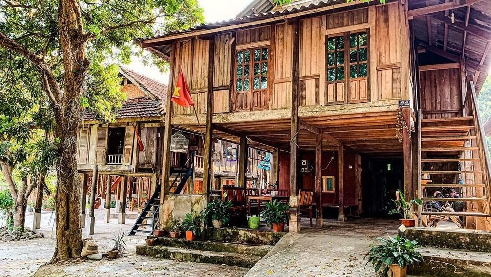 Authentic Immersion: The Ultimate Mai Chau Electric Bike Tour with Homestay Experience