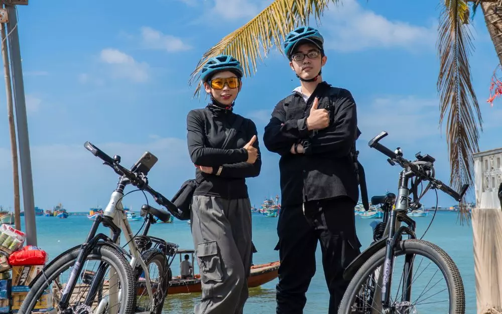 Phu Quoc Island Bike Tour: Cycle Rainforests to Starfish Beach