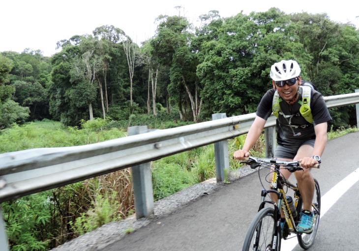 The Peak of Performance: Discover the Top 5 Routes for Challenging Vietnam Road Bike Cycling Holidays