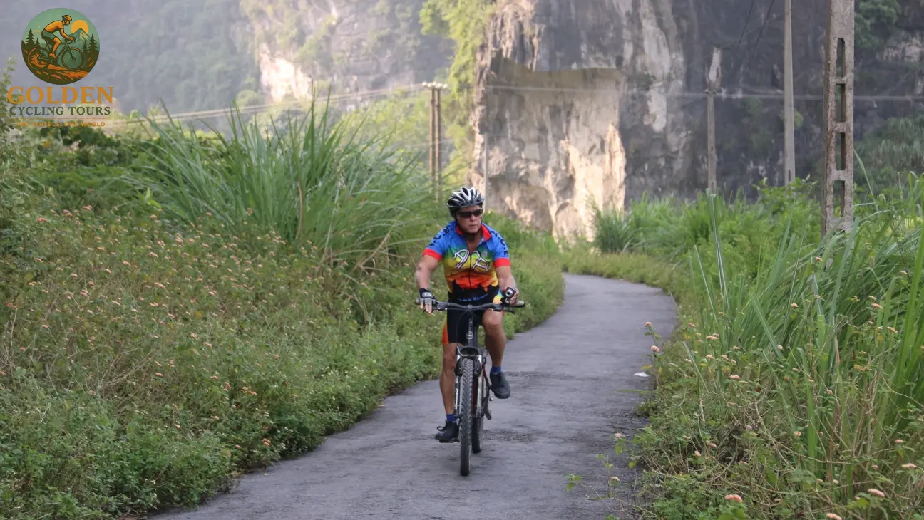 Culinary E-Bike Tours North Vietnam: Taste Local Flavors