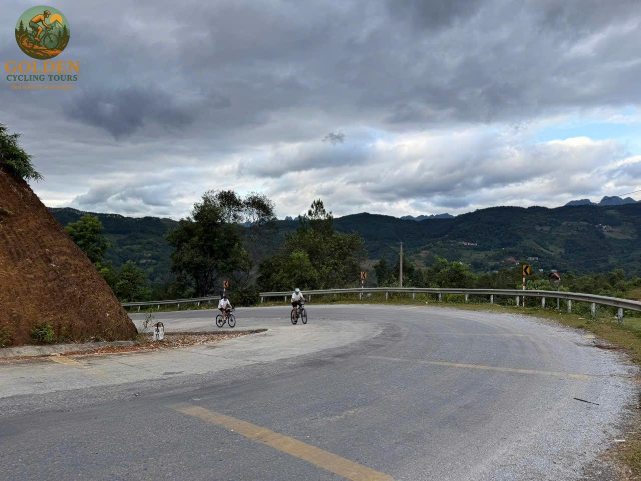 Scenic Ban Gioc Waterfall Cycling Tour Through Geopark Valleys
