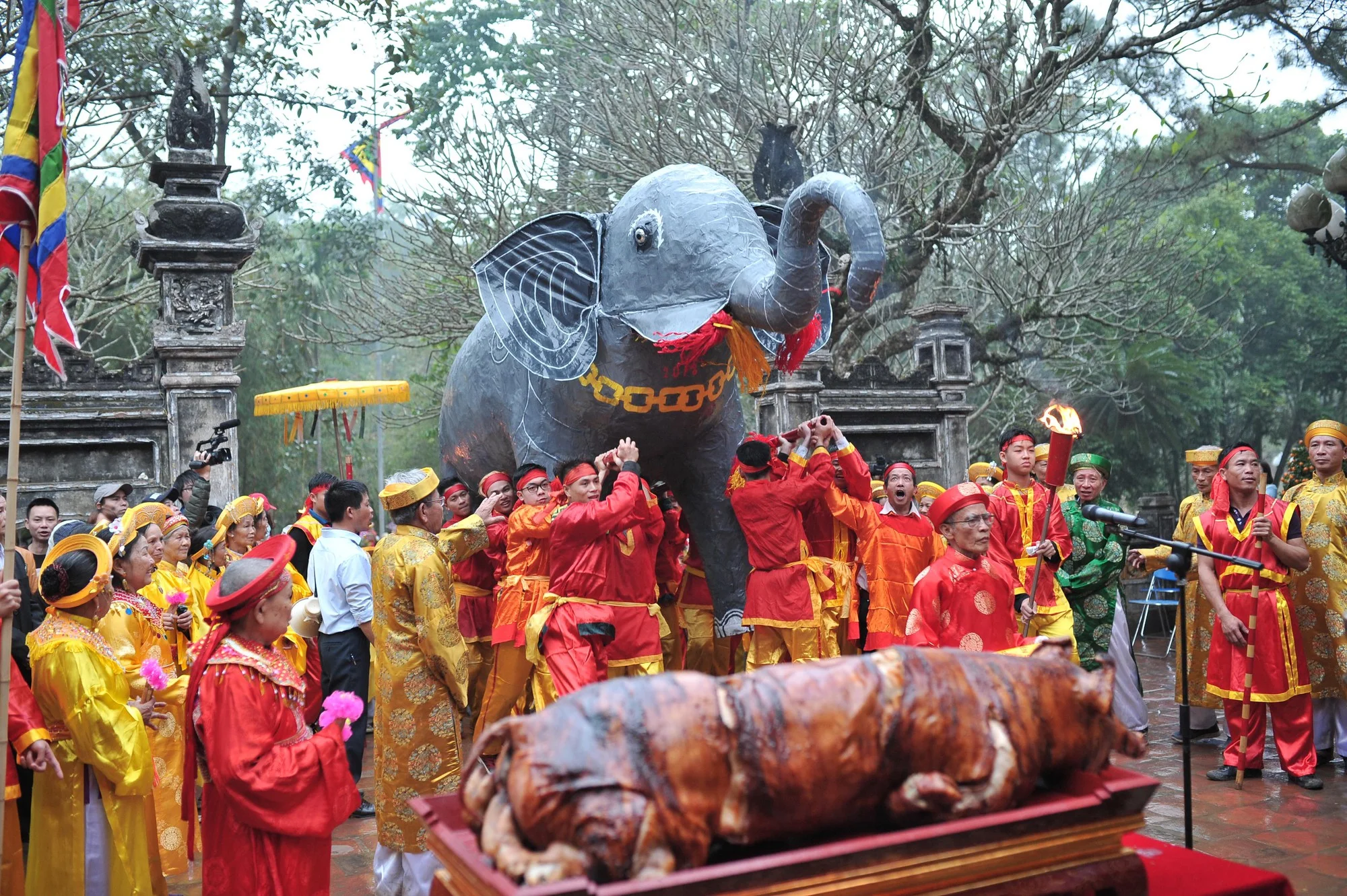 Giong Temple Hanoi Cycling