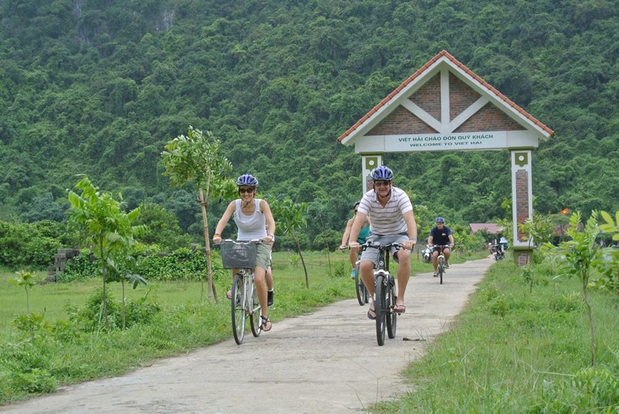 Cat Ba Island Vietnam Cycling