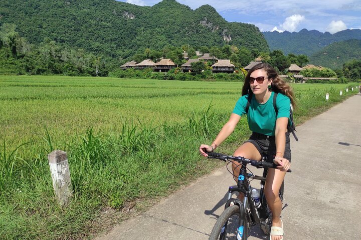 1764479811_Mai-Chau-to-Pu-Luong-cycling.jpg