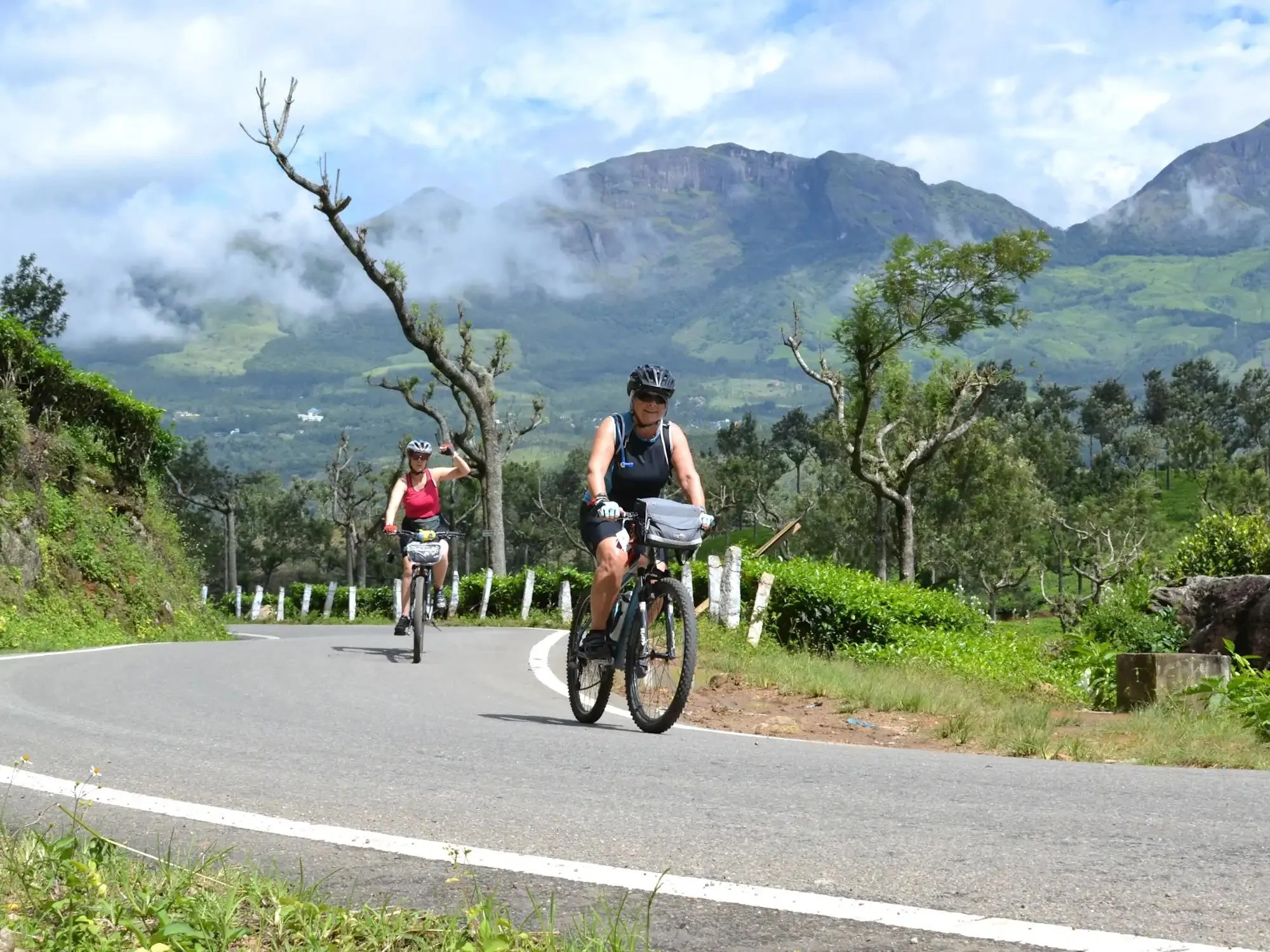 South India Cycling Tour: Tamil Nadu Temples & Kerala Nature 16 Days