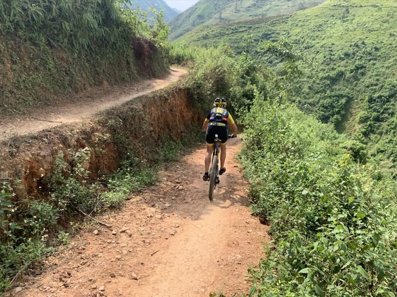 1771895158_Vietnam-king-trails-mountain-bike-sapa.jpeg