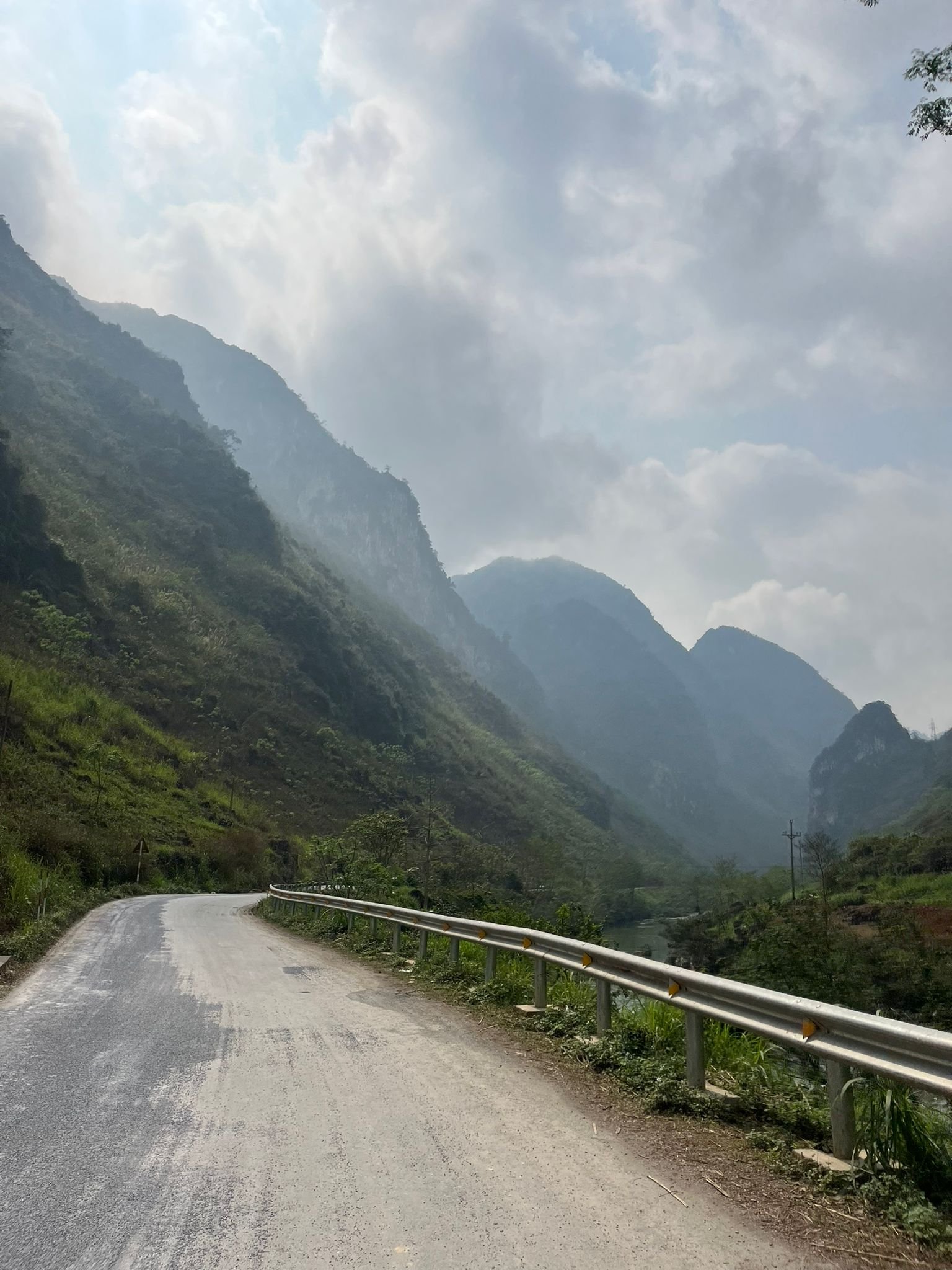 Cao Bang E-Bike Discovery: 6-Day Electric Mountain Bike Tour