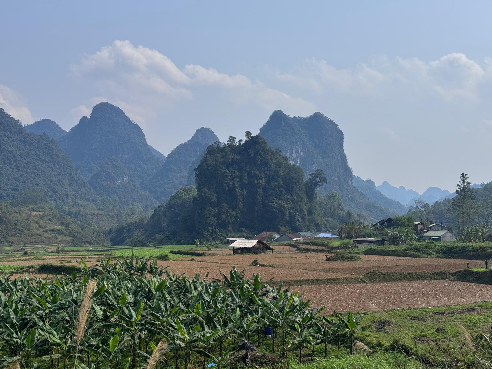 Cao Bang E-Bike Discovery: 6-Day Electric Mountain Bike Tour