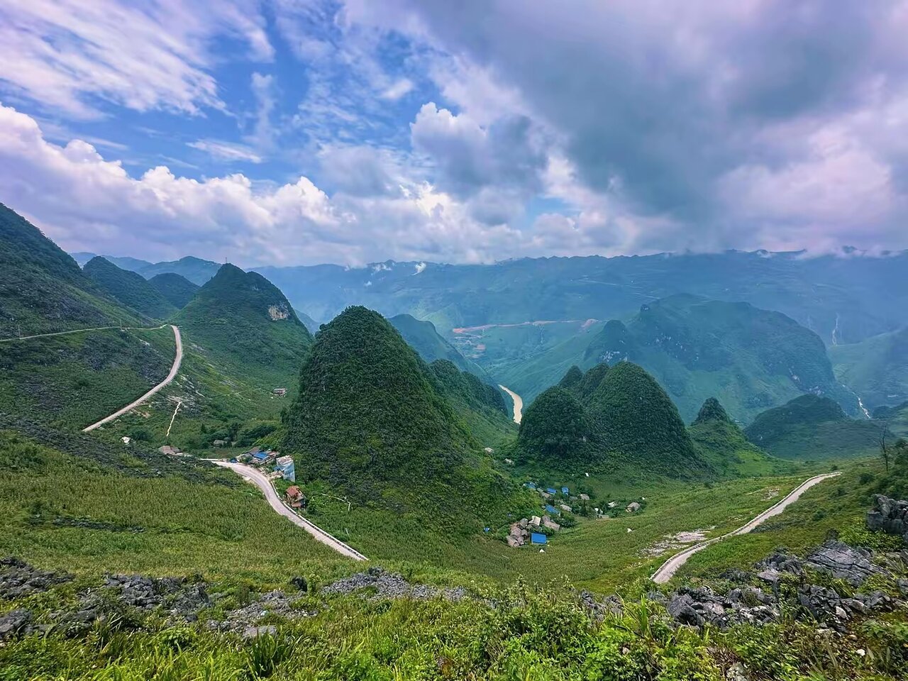 1781059181_hagiangloop31.jpg