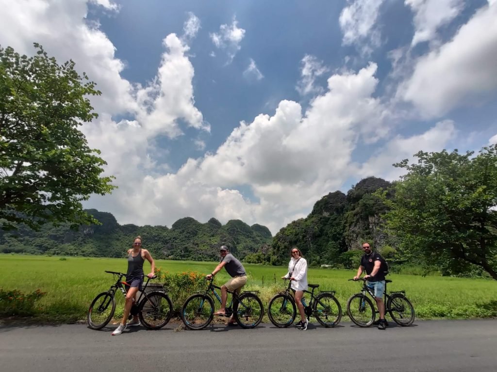 1783906618_ninh-binh-cycling.jpg