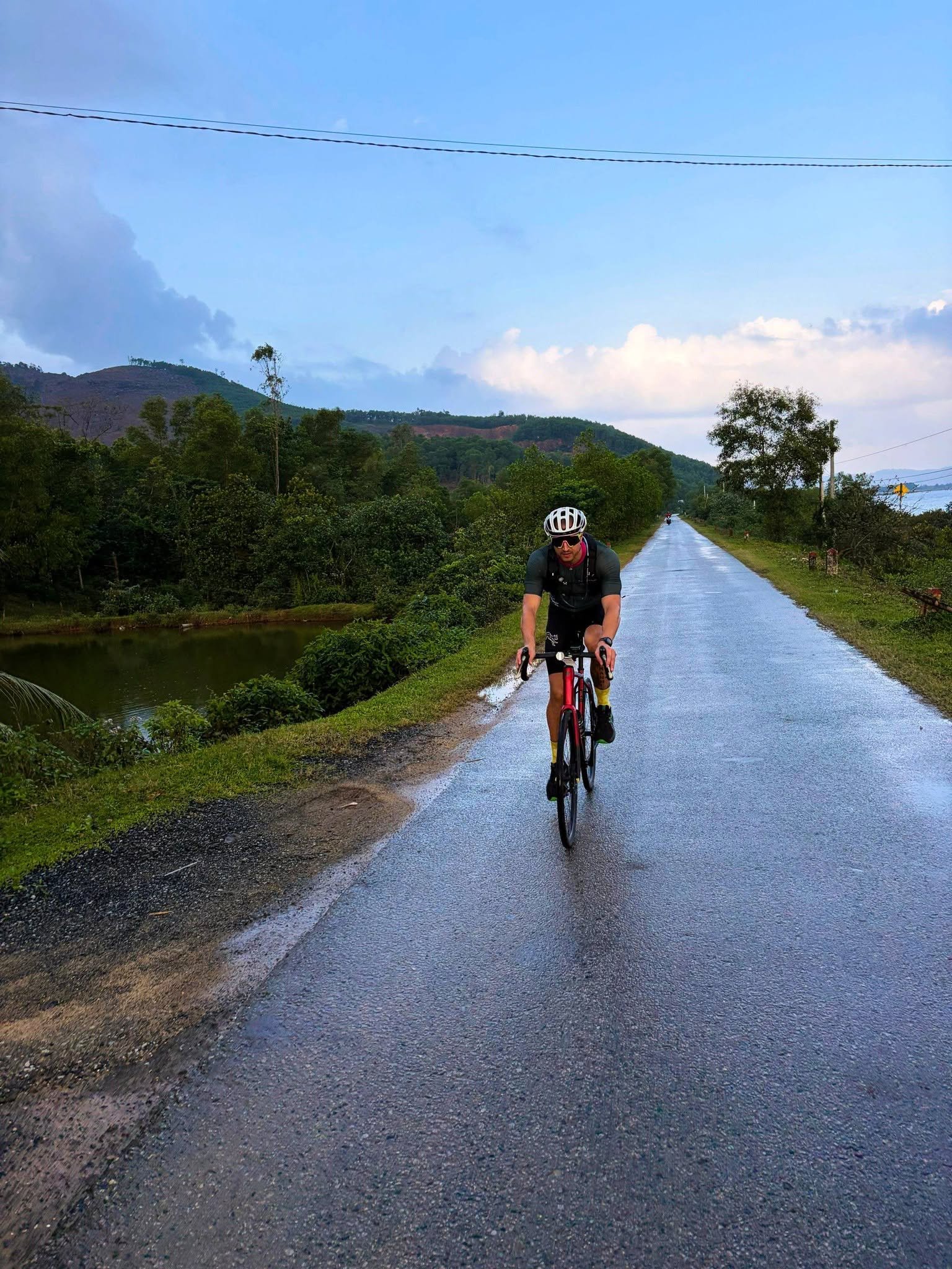 1784510803_central-highlands-road-bike-loop-elite-7-day-vietnam-tarmac-escape.jpg