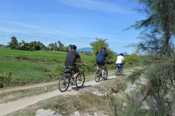 1784539990_ride-from-hue-to-hoi-an-heritage-focused-vietnam-road-bike-cycling-holidays.png