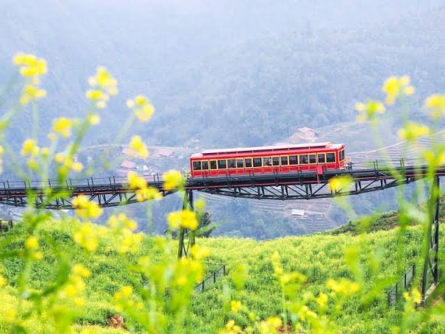1784774337_sapa-rice-terraces-to-5-star-lodges-majestic-vietnam-cycling-luxury-tours.jpg