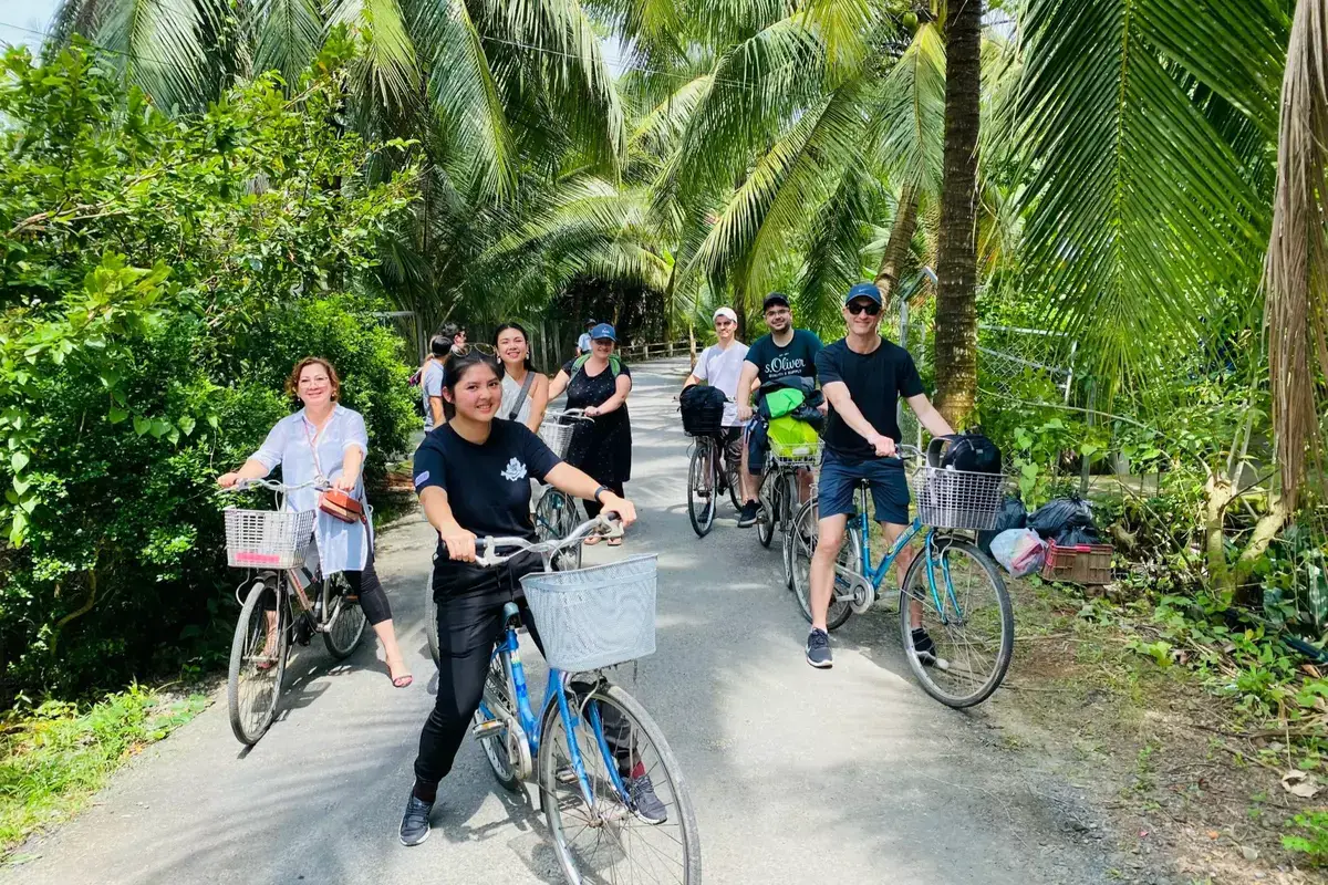 1784861843_mekong-delta-bike-tours-savor-local-street-food-fresh-tropical-fruit.webp