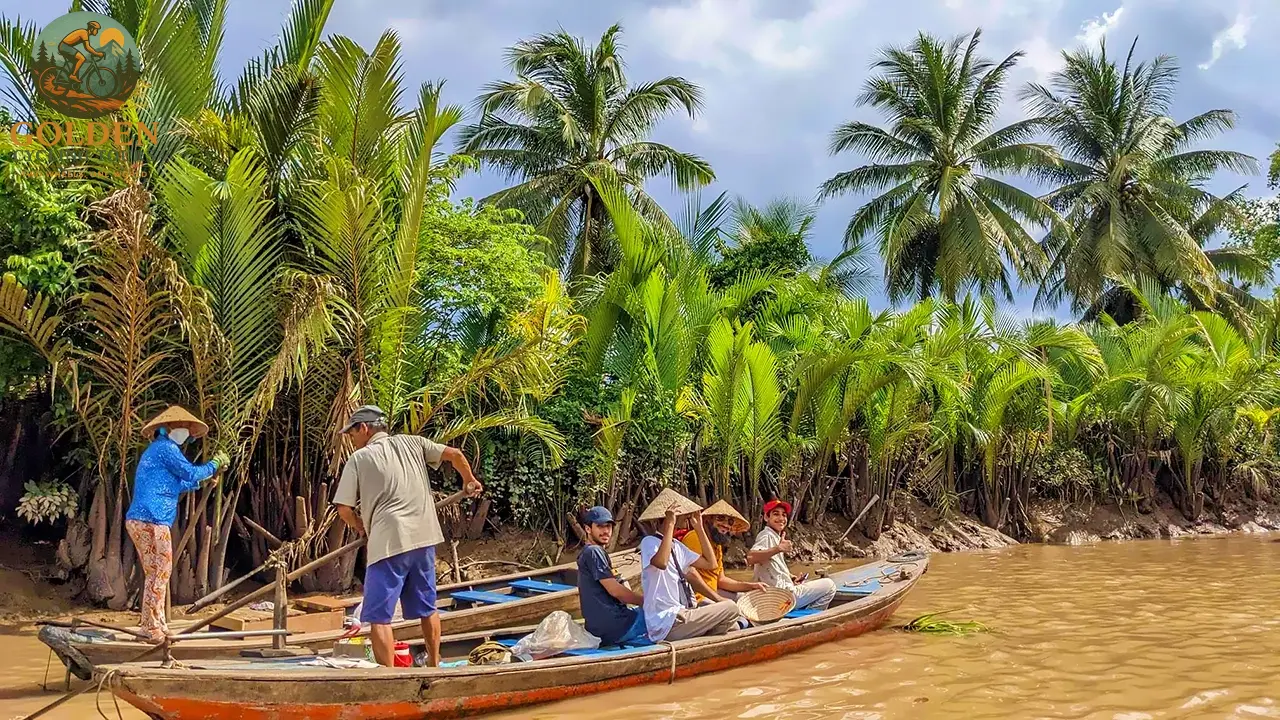 1784949634_mekong-delta-e-bike-tours-experience-true-southern-warmth.webp