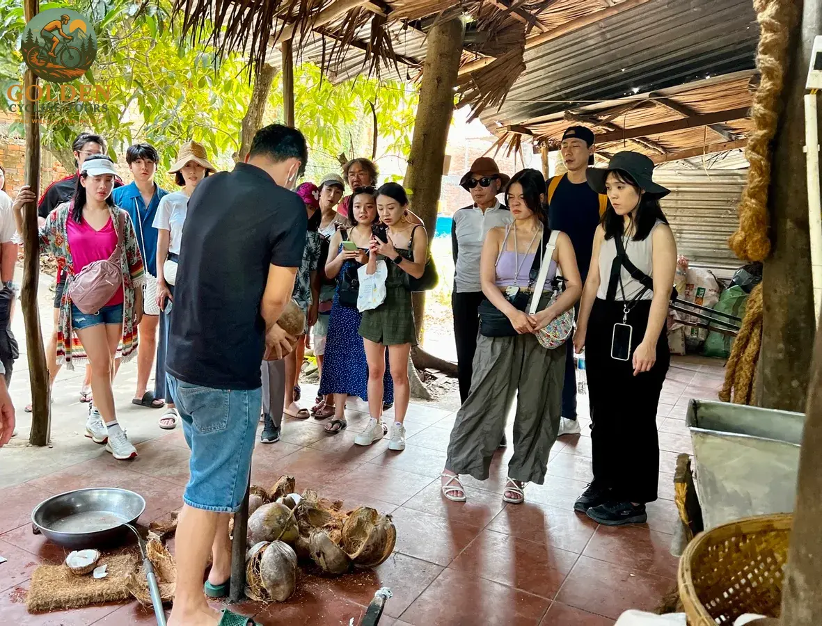 1785034261_boutique-glamping-waterways-mekong-delta-cycling-guide.webp