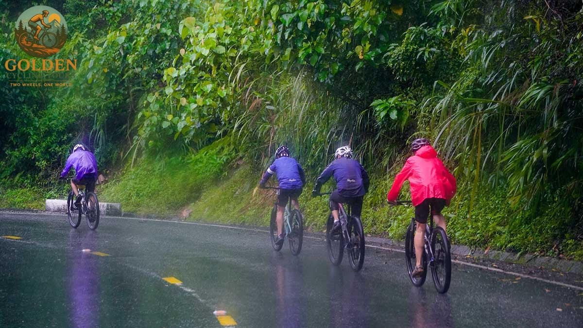 1785060671_explore-scenic-coastlines-cycling-tours-saigon-to-nha-trang-quy-nhon.jpg