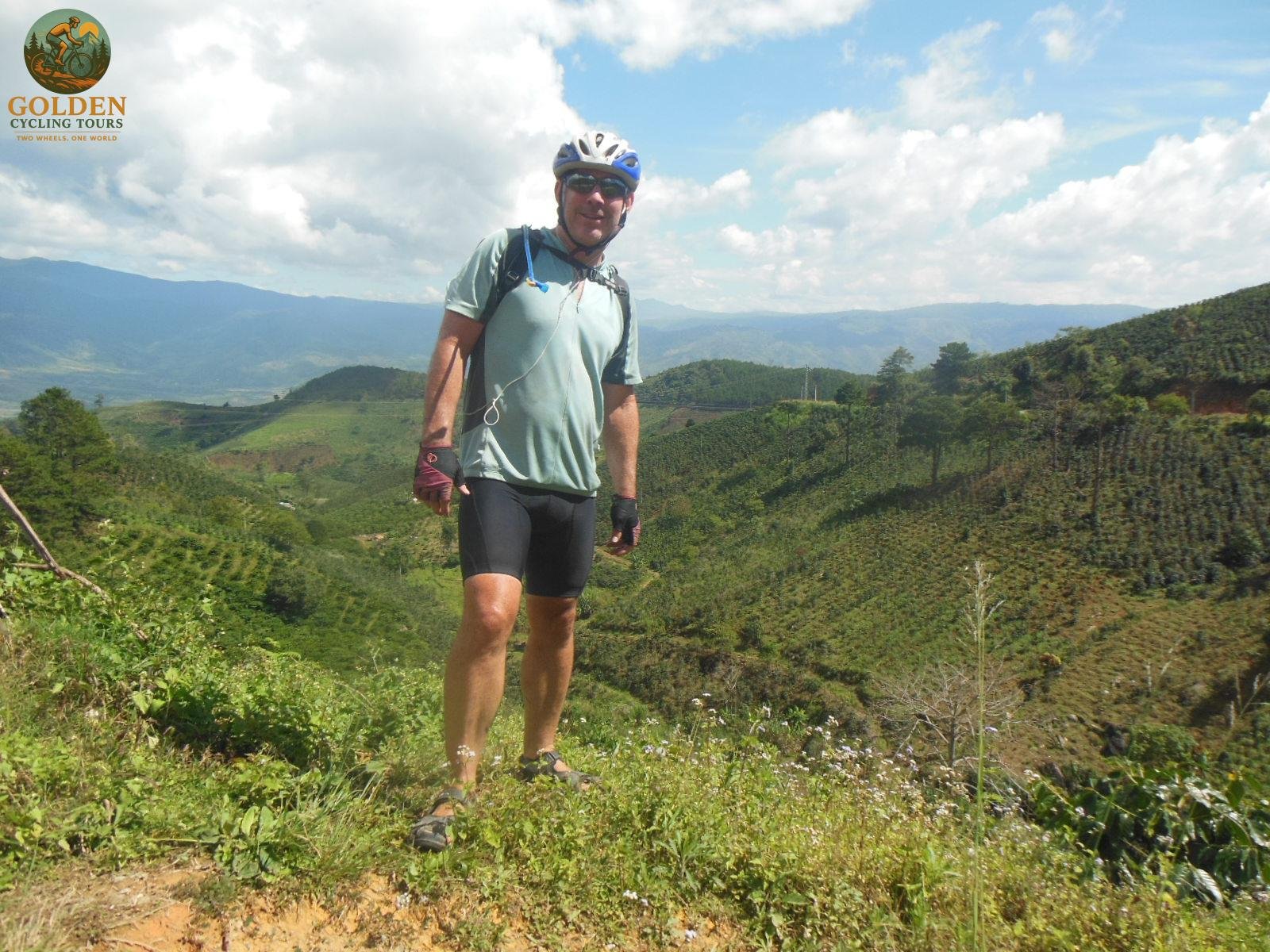 1785120710_hanoi-to-mai-chau-pu-luong-cycling-rice-terrace-paths-guide.JPG