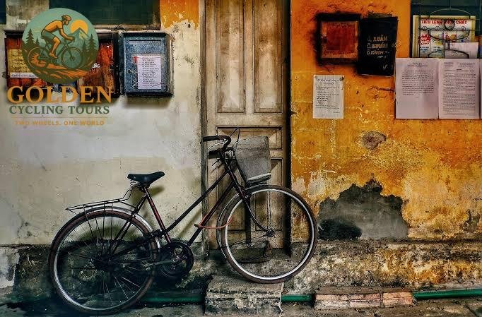 Ninh Binh to Halong Bay: Combine Cycling and Kayaking Guide