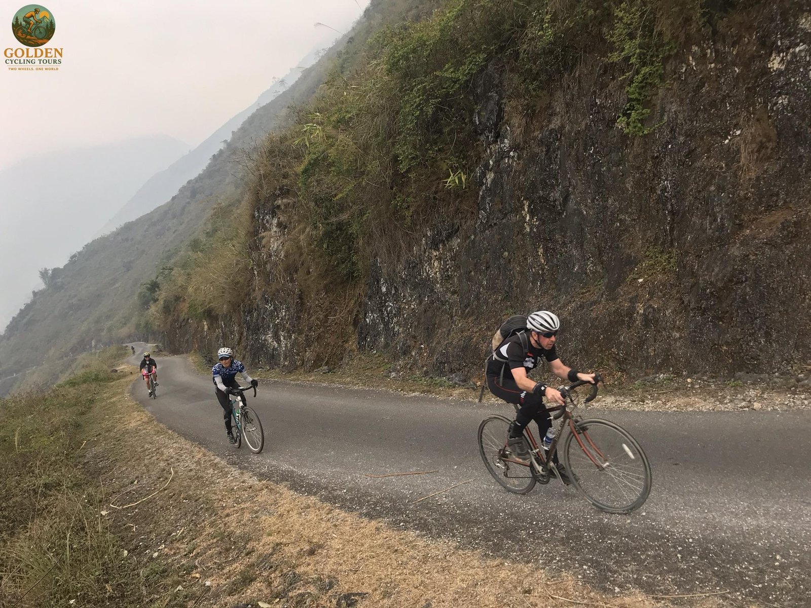 1785286171_safe-fully-supported-all-inclusive-road-bike-cycling-holidays-saigon-to-hoi-an.jpeg