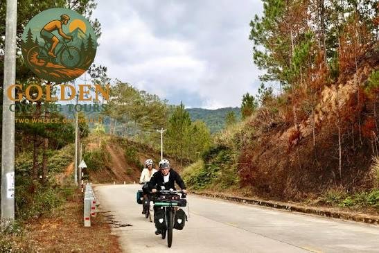 1785296222_total-freedom-all-inclusive-support-vans-stress-free-road-bike-cycling-holidays-ho-chi-minh-to-hanoi.jpg