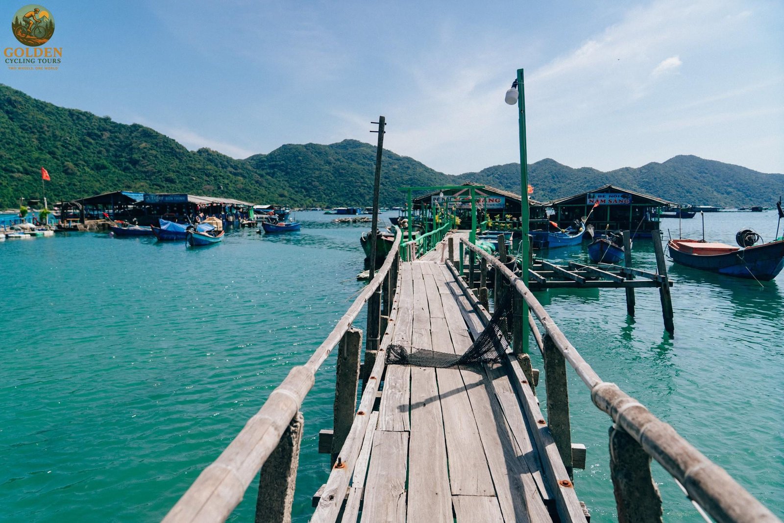 1785337091_ho-chi-minh-to-hoi-an-luxury-cycling-gourmet-vip-tour-guide.jpg