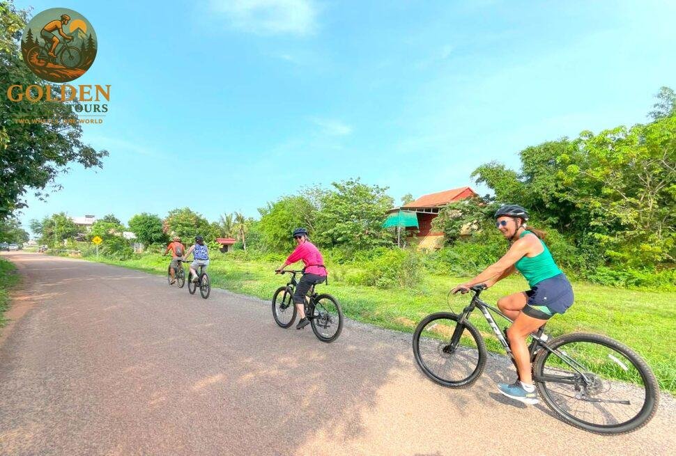 1785556501_photo-op-paradise-breathtaking-sunset-mekong-laos-bike-tours.jpg