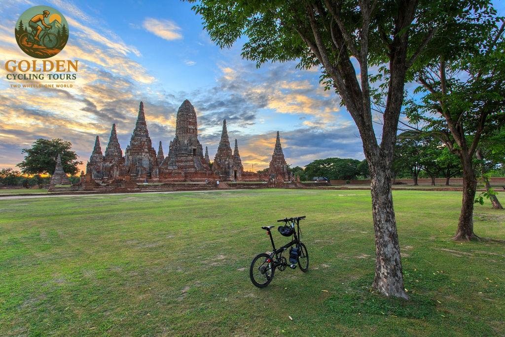 1785642367_laos-bike-tours-pedal-through-shady-teak-forests-valleys.jpg