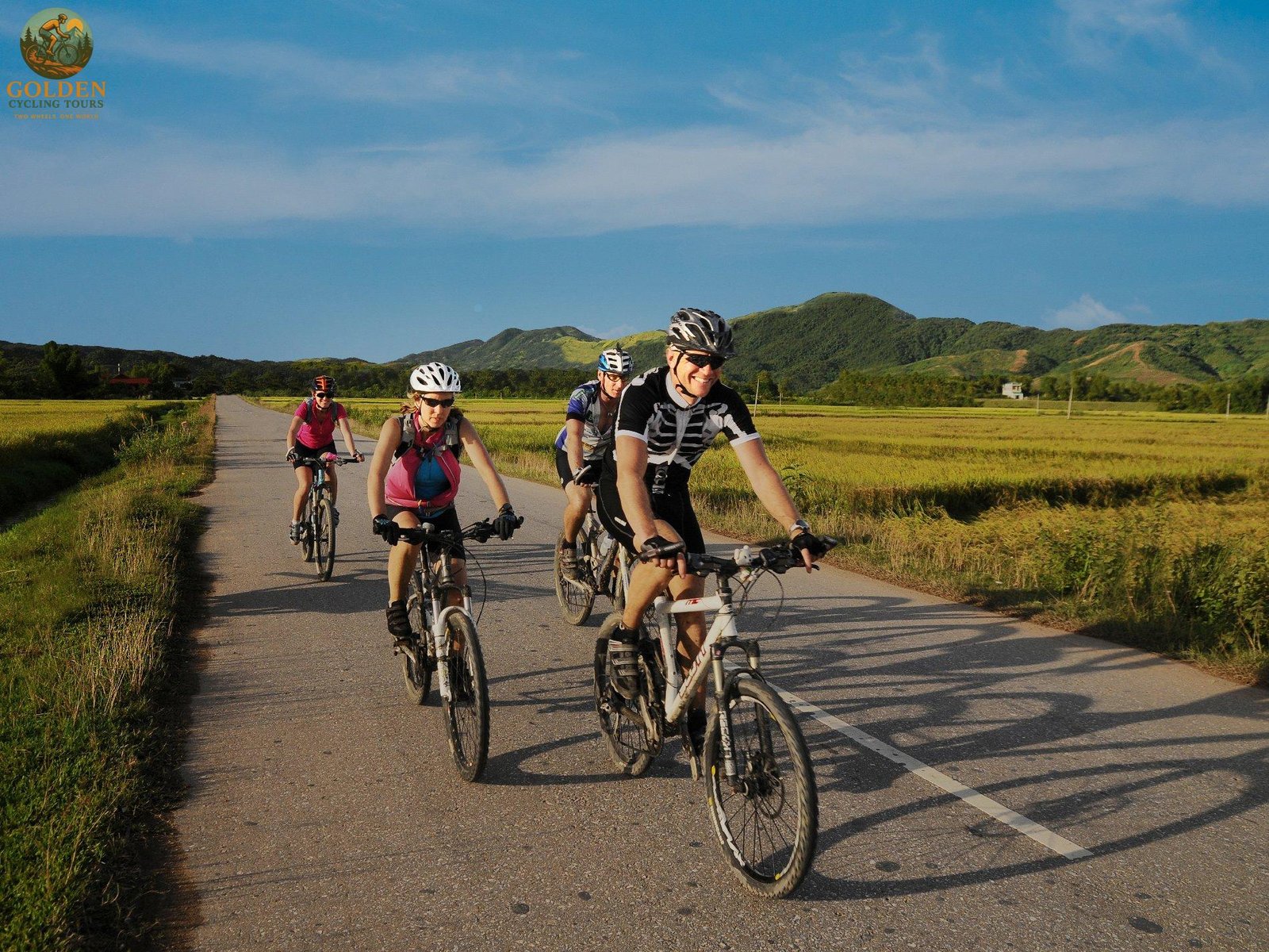 1785767556_top-5-routes-for-challenging-laos-road-bike-cycling-holidays.jpg