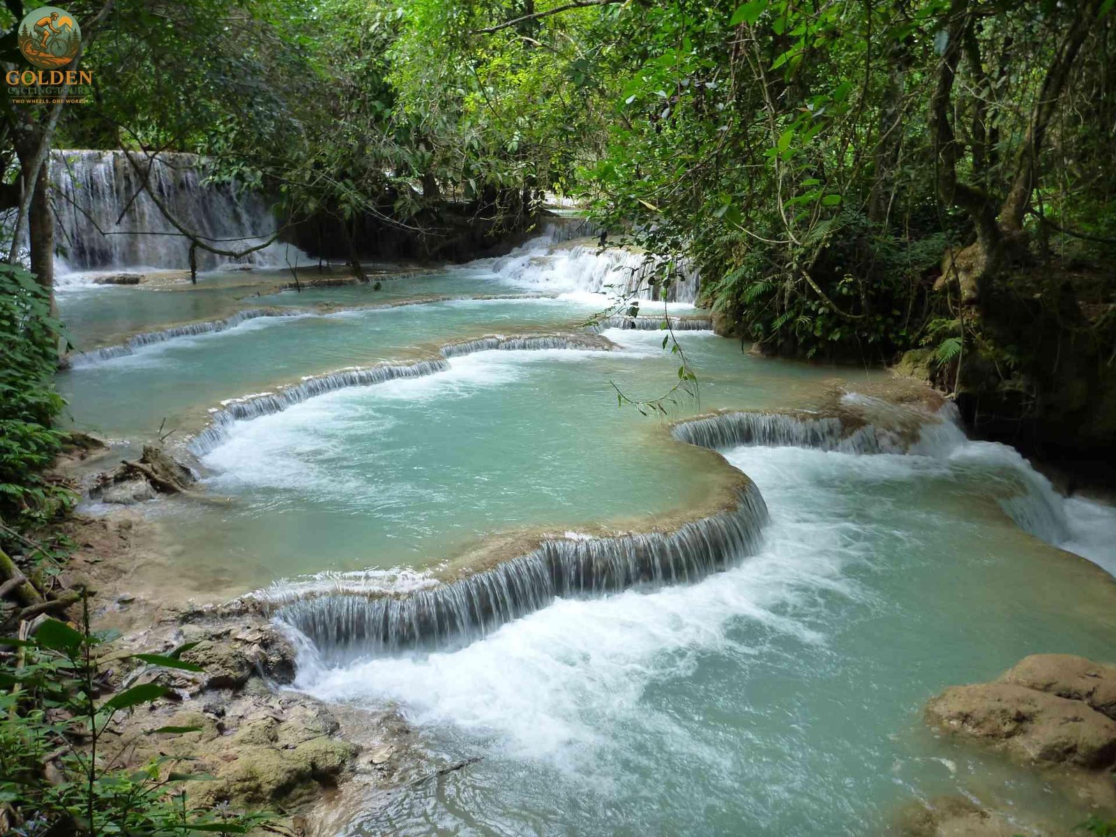 1785827723_ultimate-comfort-private-tailor-made-laos-cycling-luxury-tours.jpg