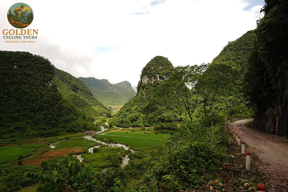 1787118033_discover-unesco-geoparks-ultimate-e-bike-cycling-tours-north-vietnam.jpg