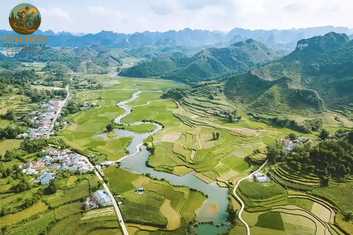 1787195943_biking-cao-bang-discover-hidden-trails-border-scenery.webp