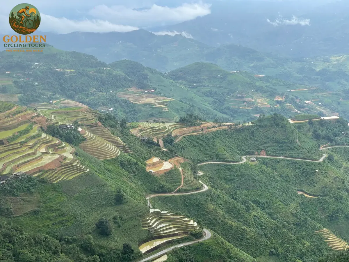 1787481878_ha-giang-vs-cao-bang-cycling-which-is-better.webp