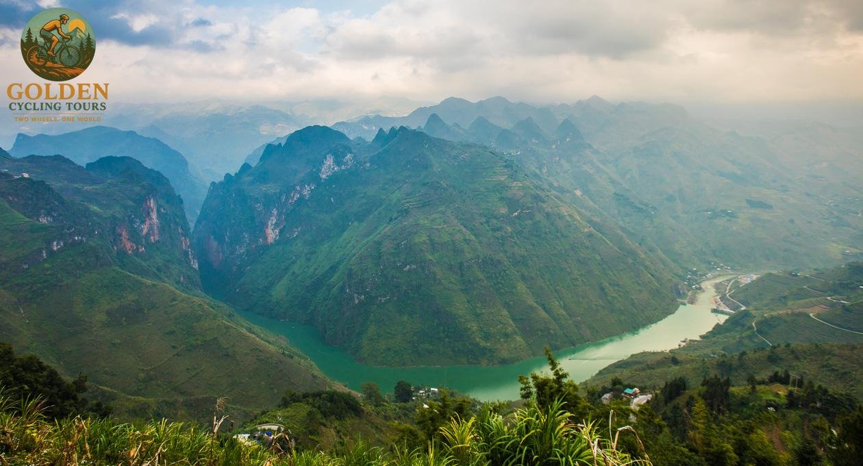 1787720673_ha-giang-gravel-bike-tour-ultimate-northern-vietnam-guide.jpg