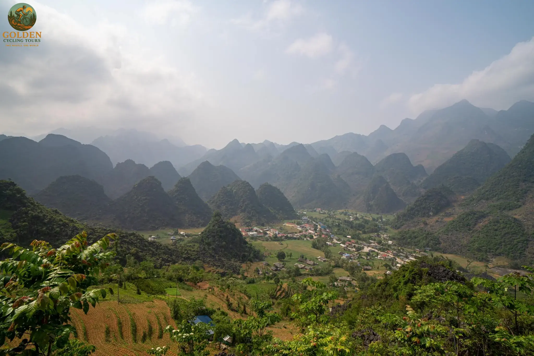 1787828529_ha-giang-loop-1.webp