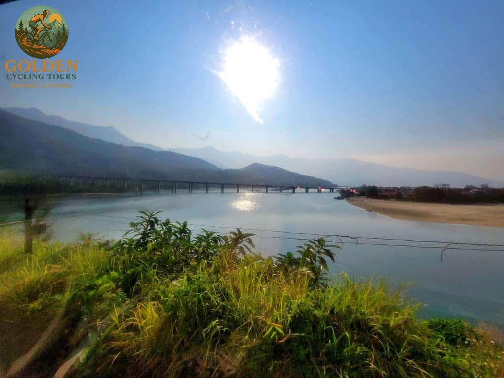 1788075147_from-capital-to-imperial-citadel-15-days-cycling-vietnam’s-sun-kissed-coastline.jpg