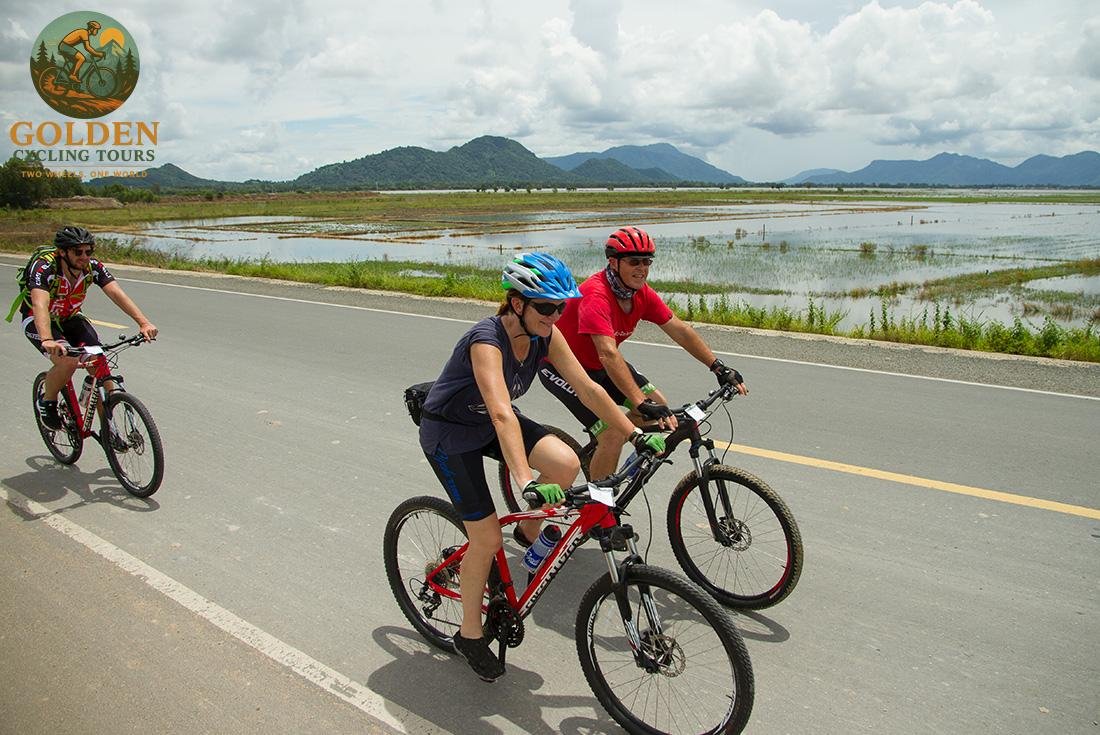 1788075302_ride-with-the-ocean-breeze-15-days-of-untamed-coastal-cycling-from-hanoi-to-hue.jpg