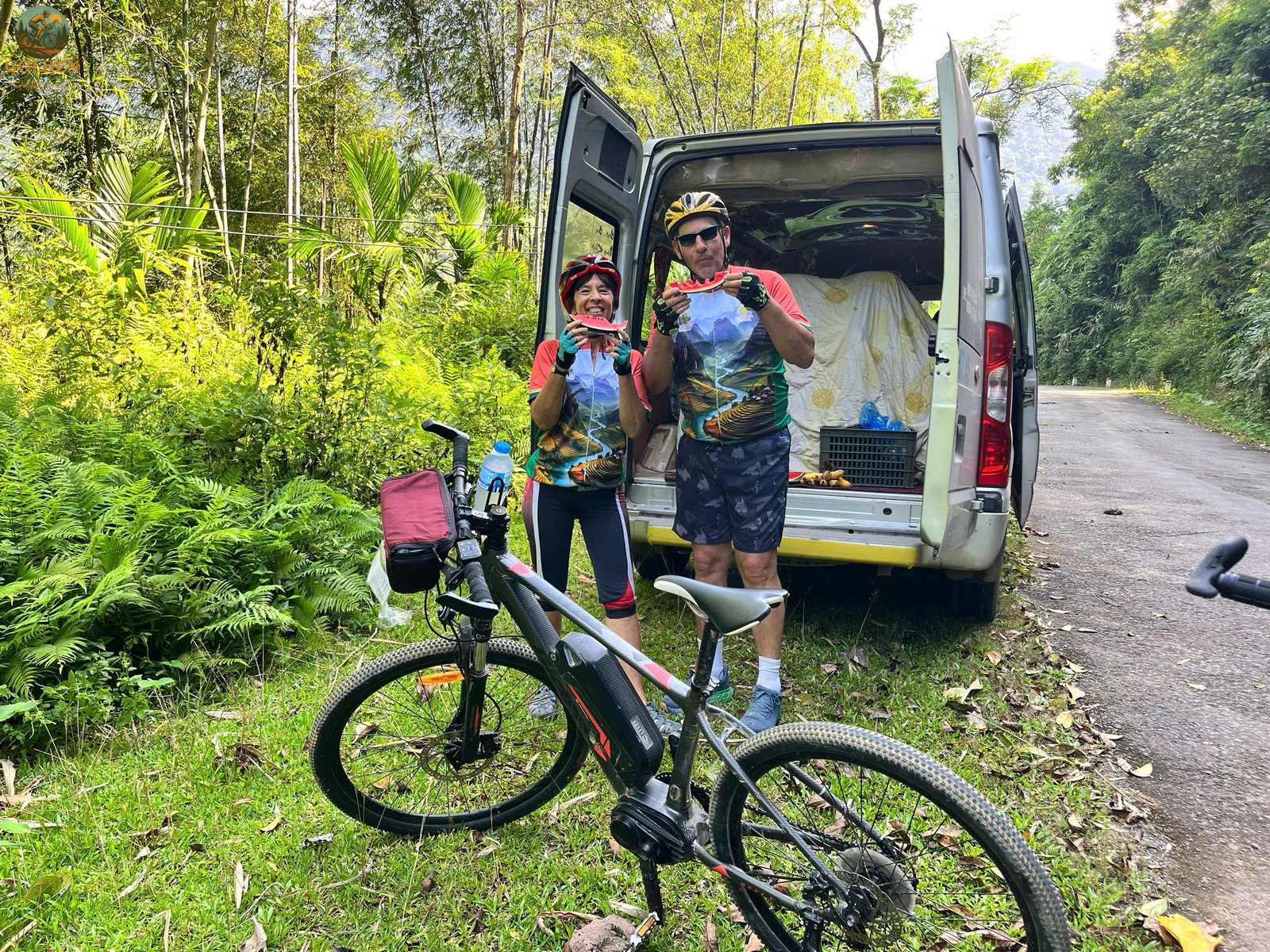 1790319724_full-support-van-e-bike-expeditions-across-northern-vietnam.jpg
