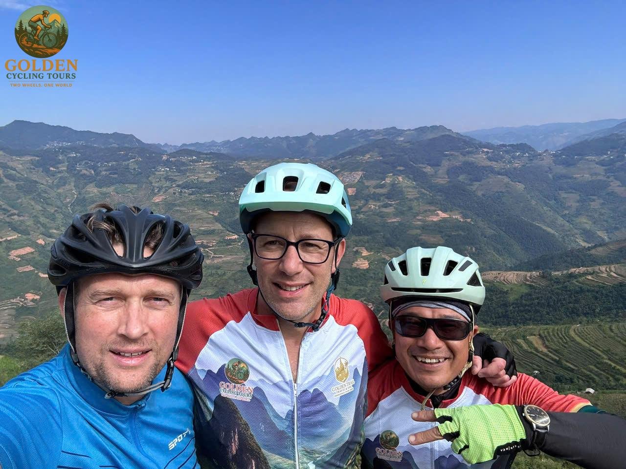 1792126156_ha-giang-cycling-tours-4.jpg
